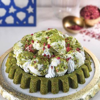Flower Shaped Pistachio & Gelato Delight